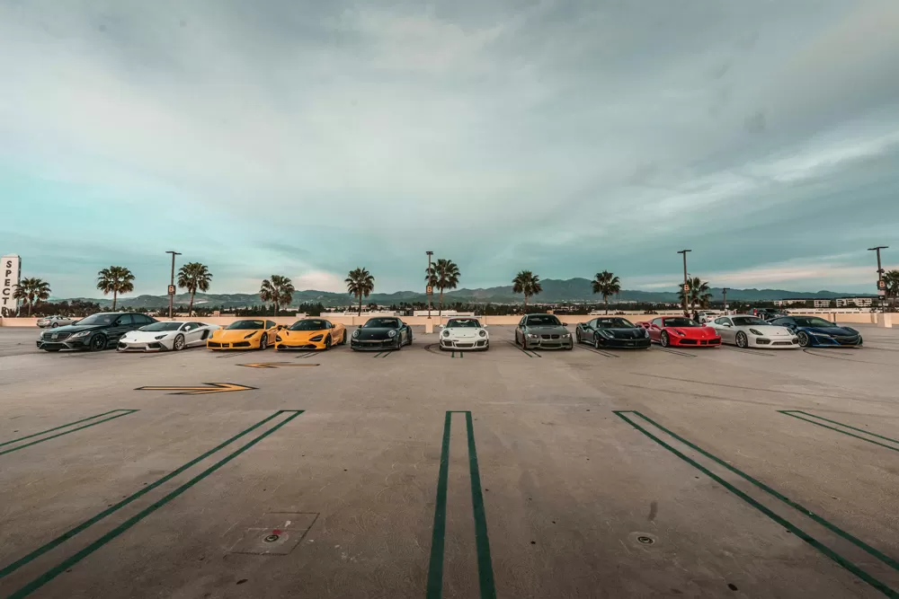 Kawasan Letak Kereta Kawasan Letak Kereta